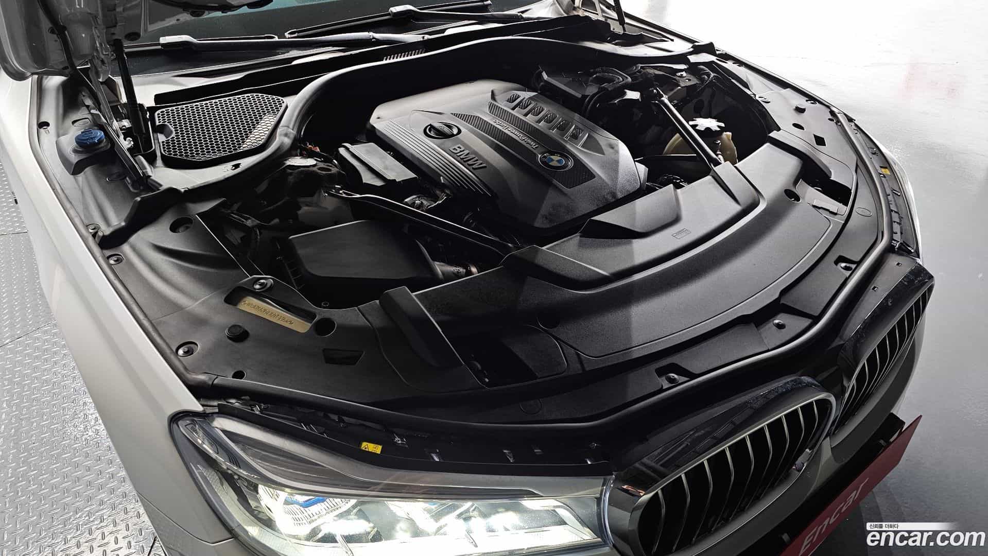 7-Series BMW 2018.1-OUTER-006