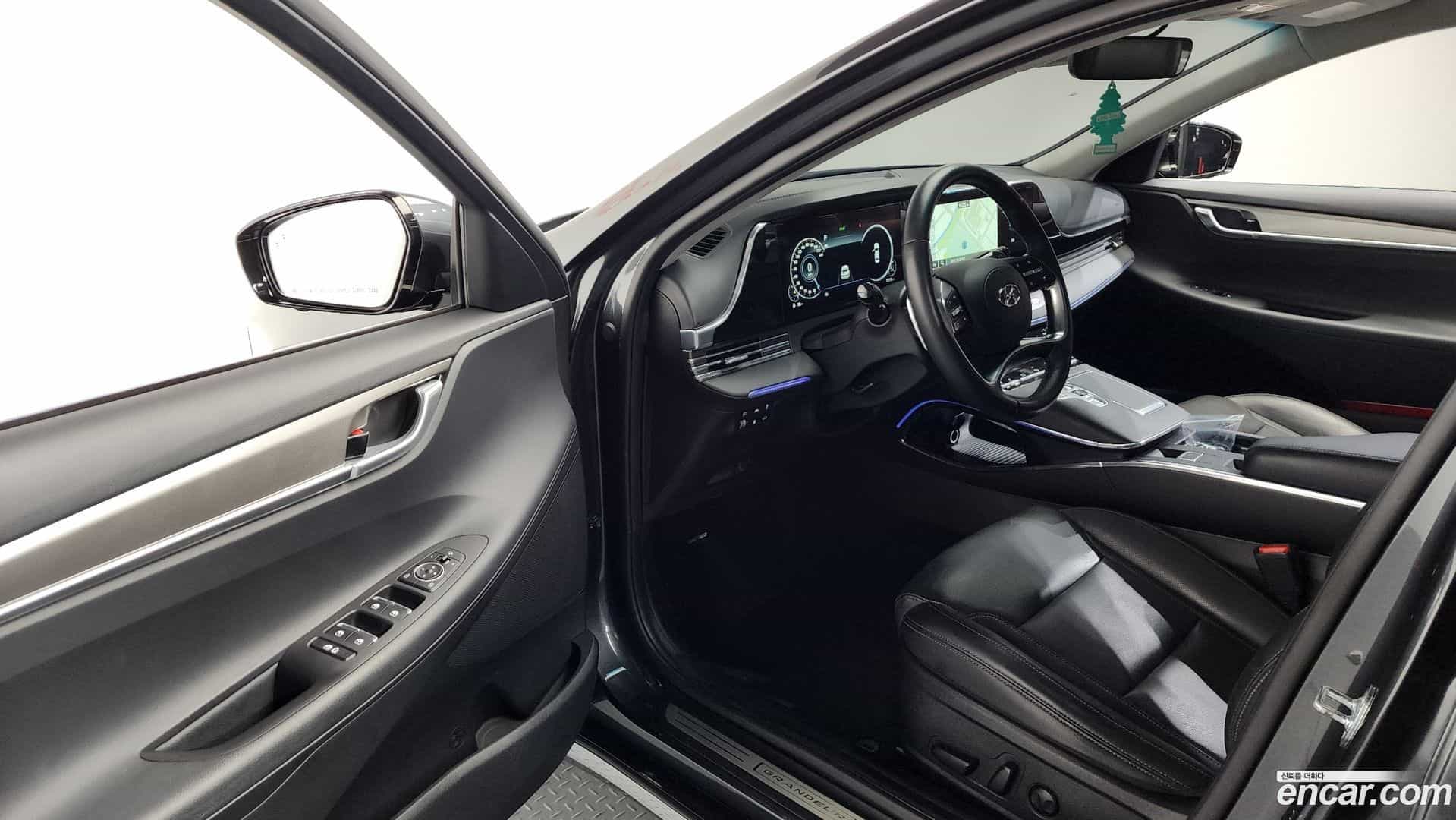 Grandeur Hyundai 2022.5-INNER-010