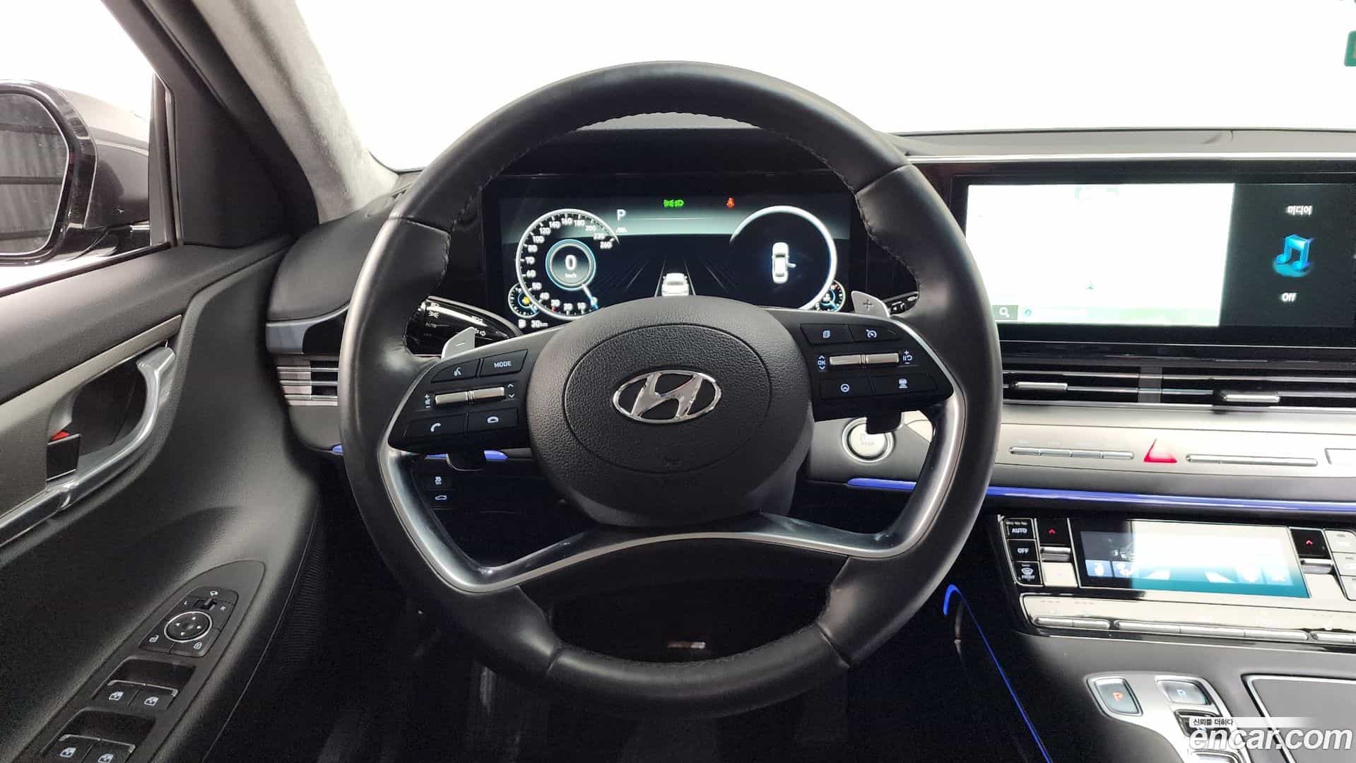 Grandeur Hyundai 2022.5-OPTION-017