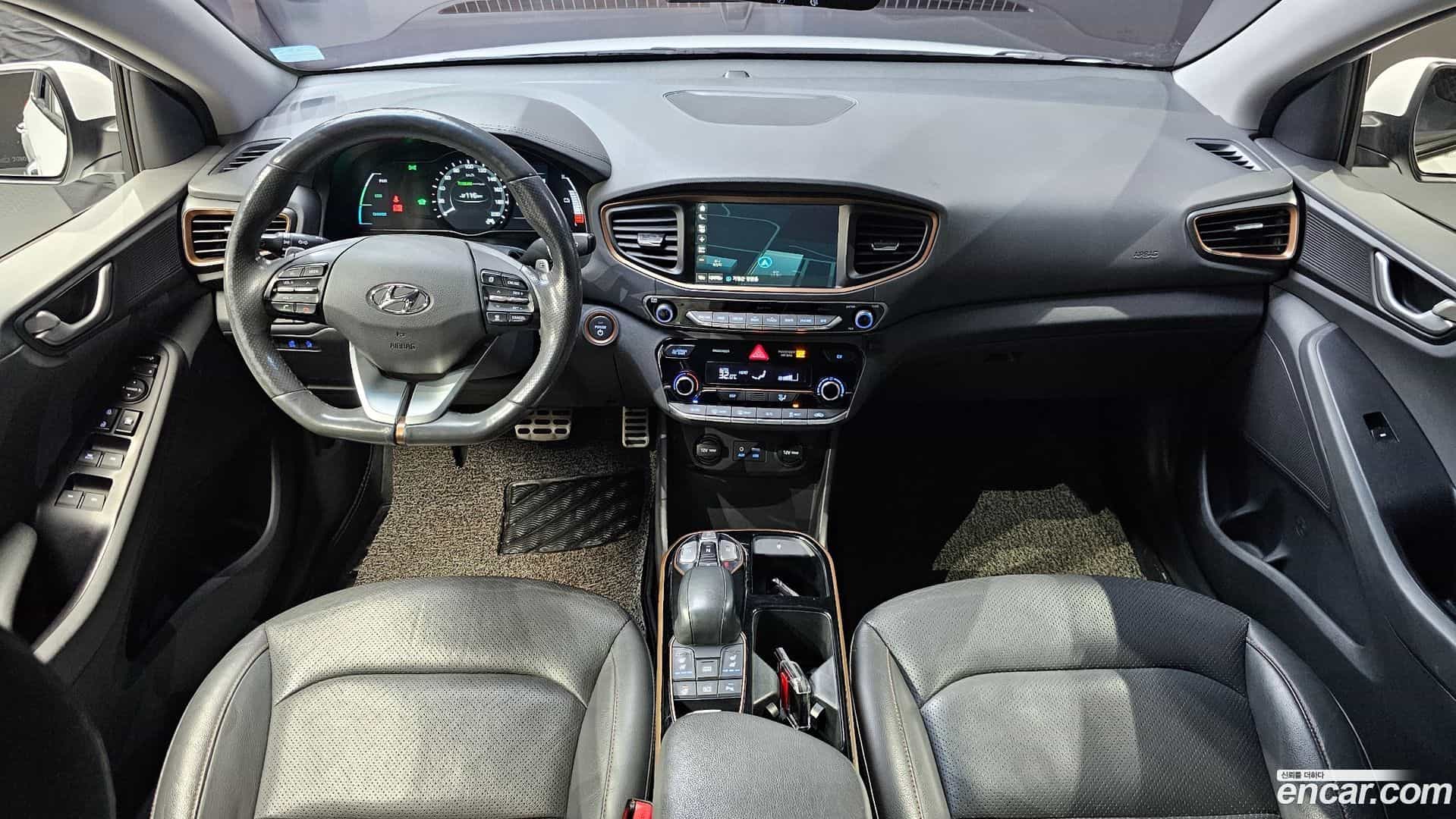 Ioniq Hyundai 2018.0-INNER-007