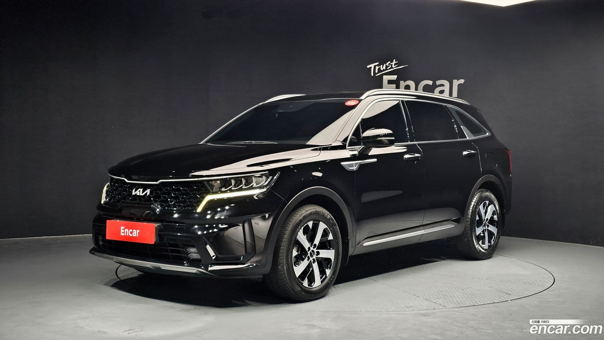Main__Slider__Photo:Sorento Kia 2022.2-0