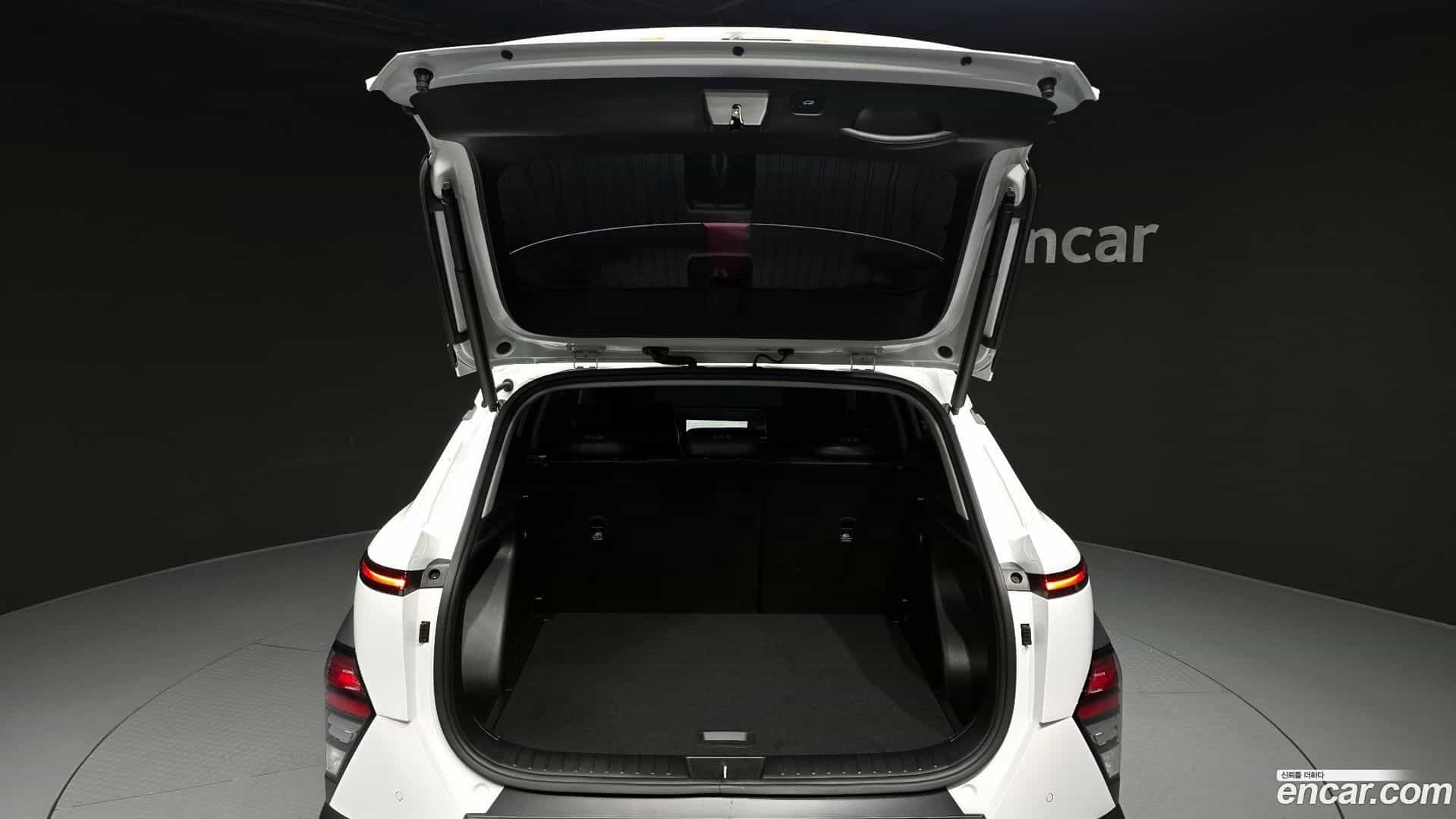 Kona Hyundai 2024.4-OPTION-024