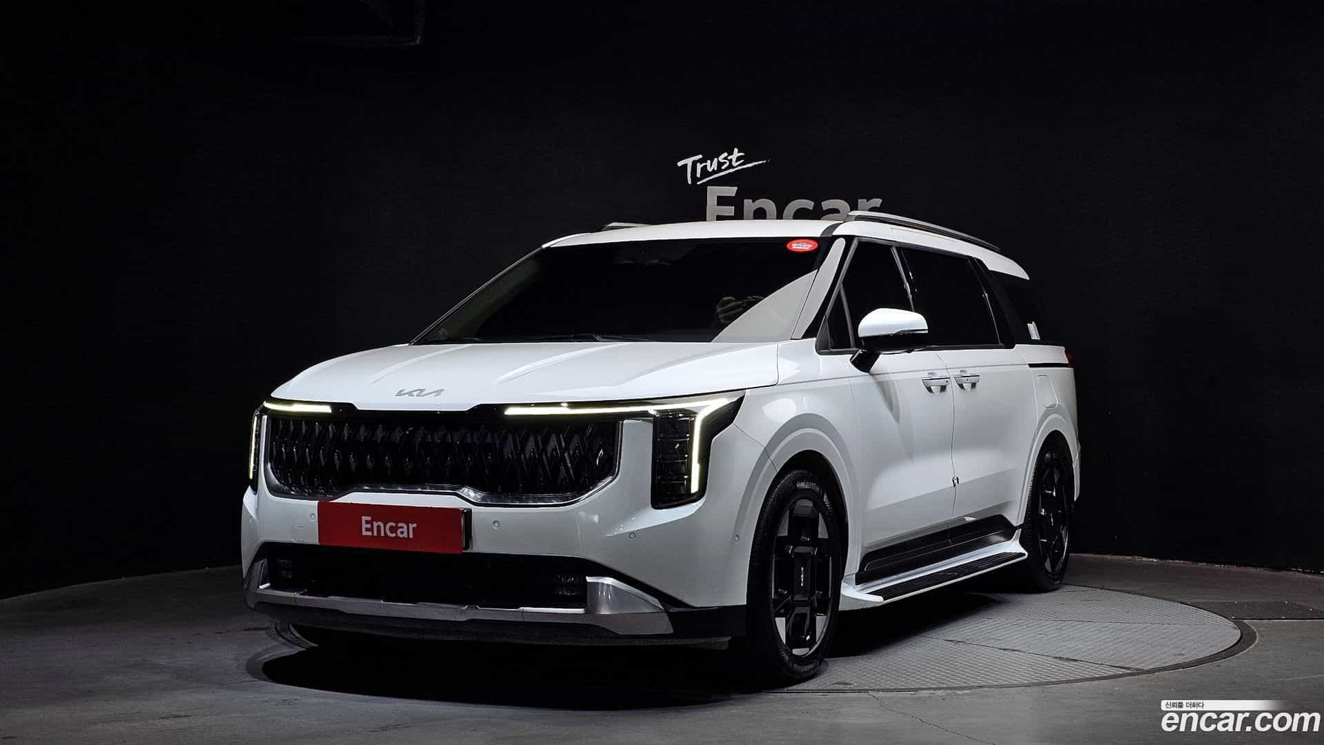 Canival Kia 2024.4-OUTER-001