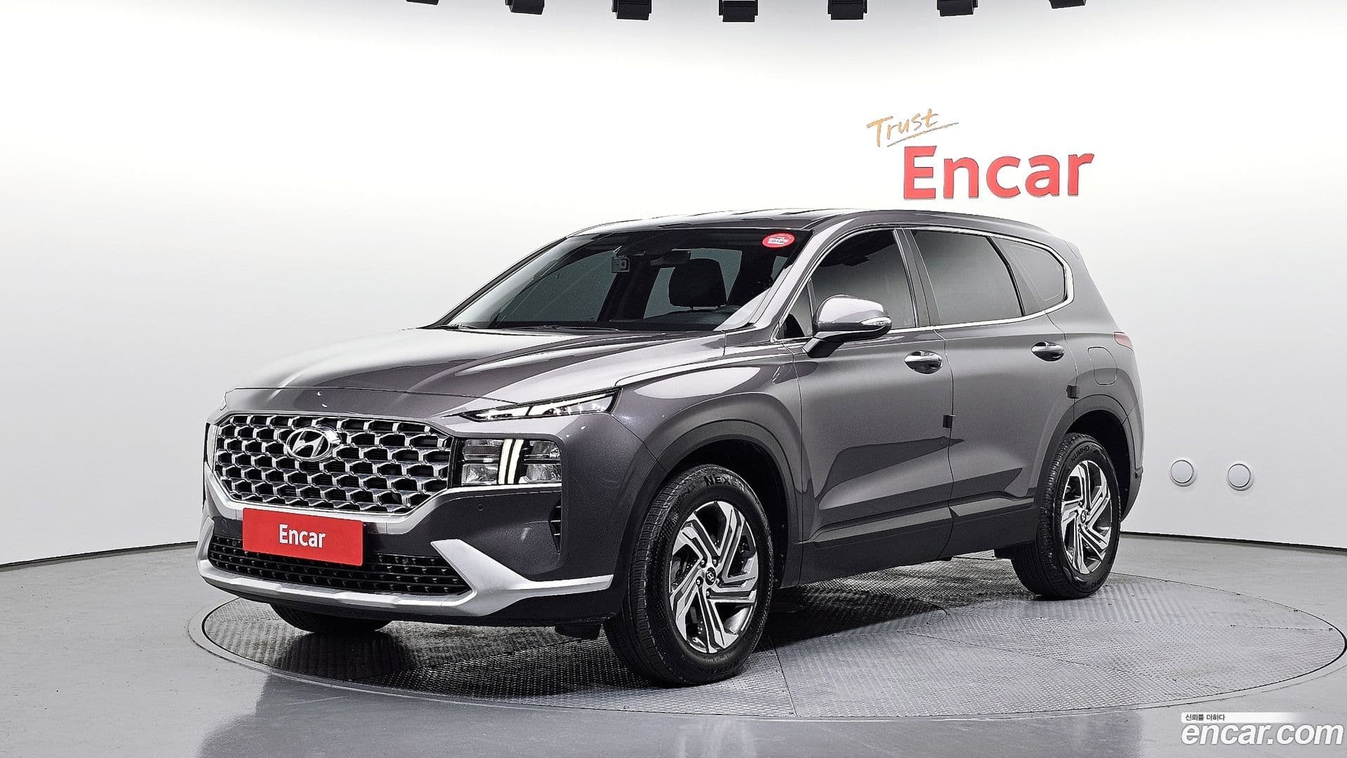 Main__Slider__Photo:Santafe Hyundai 2021.0-0