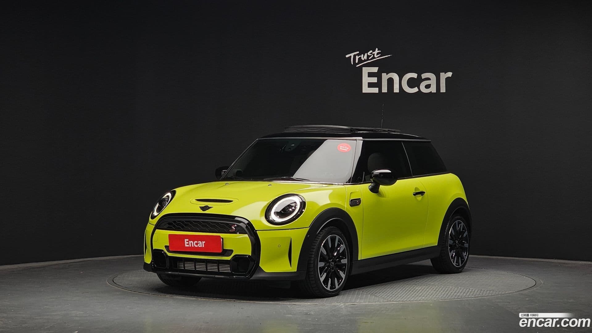 Main__Slider__Photo:Cooper Mini 2023.3-0