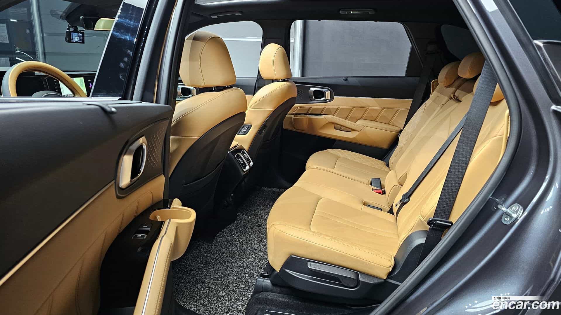 Sorento Kia 2022.0-OPTION-016