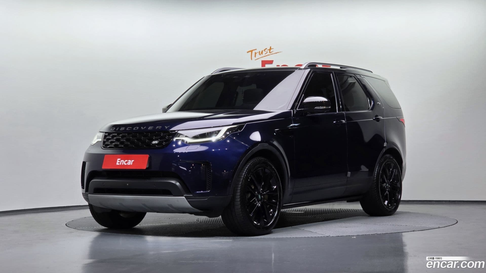 Main__Slider__Photo:Discovery Land Rover 2022.0-0