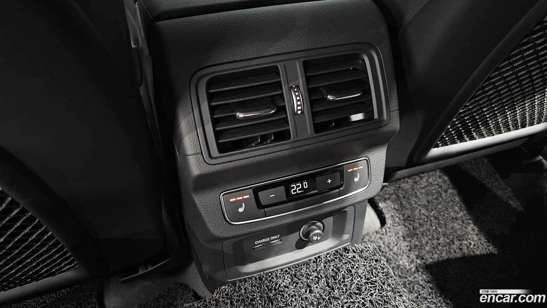Q5 Audi 2023.11-OPTION-022