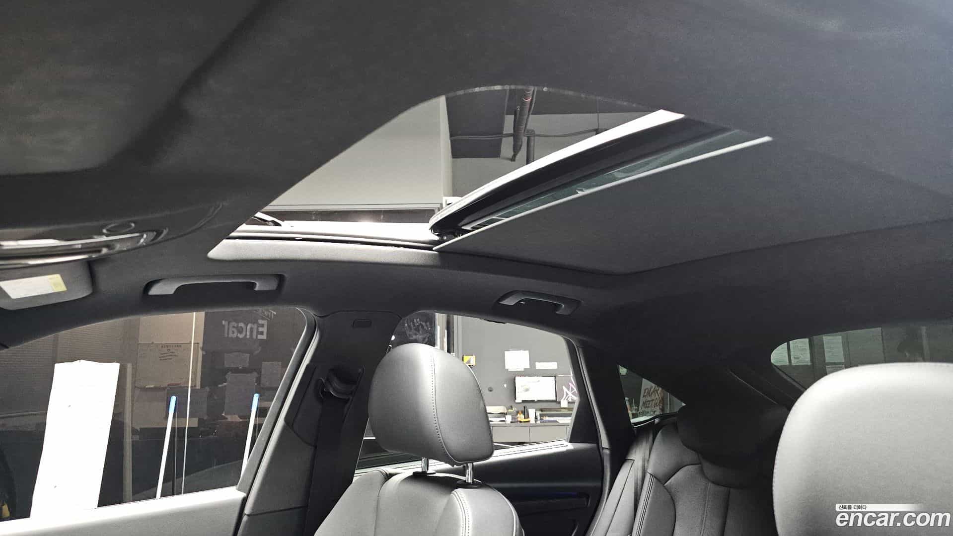 Q5 Audi 2023.11-OPTION-023
