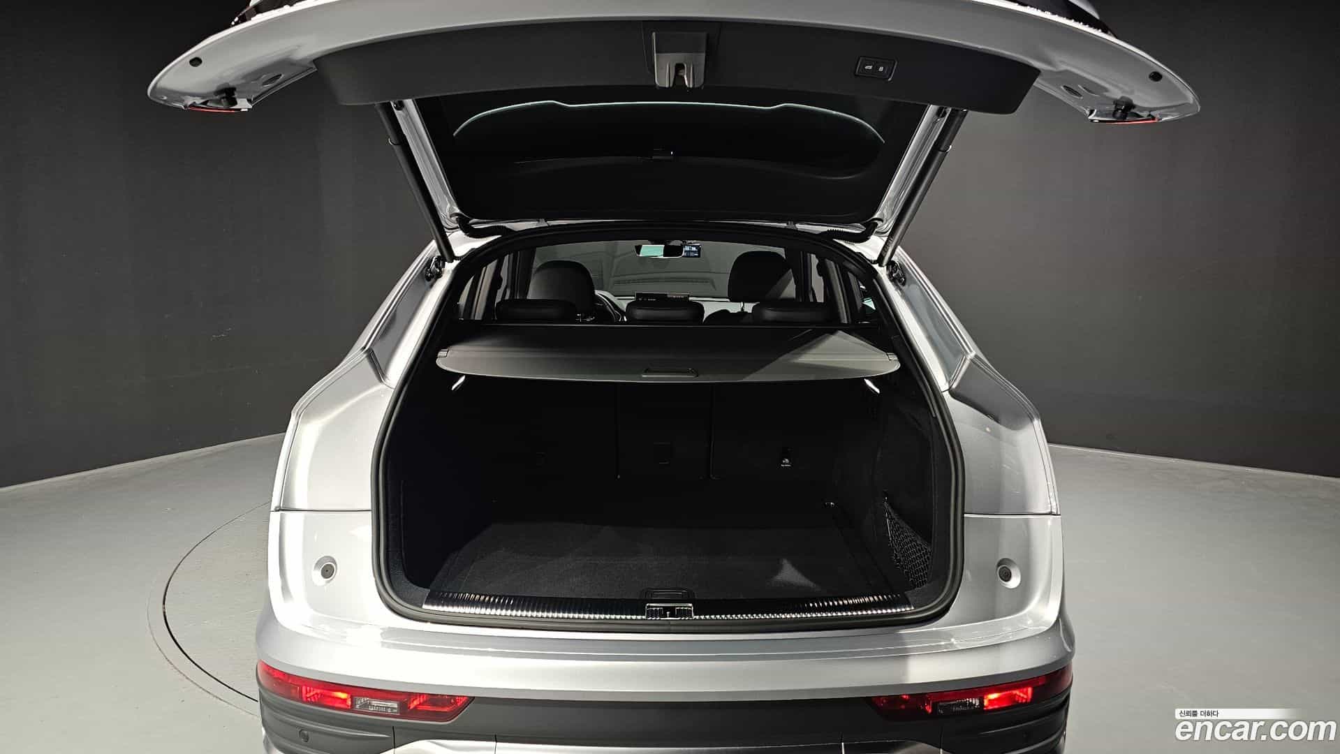 Q5 Audi 2023.11-OPTION-024