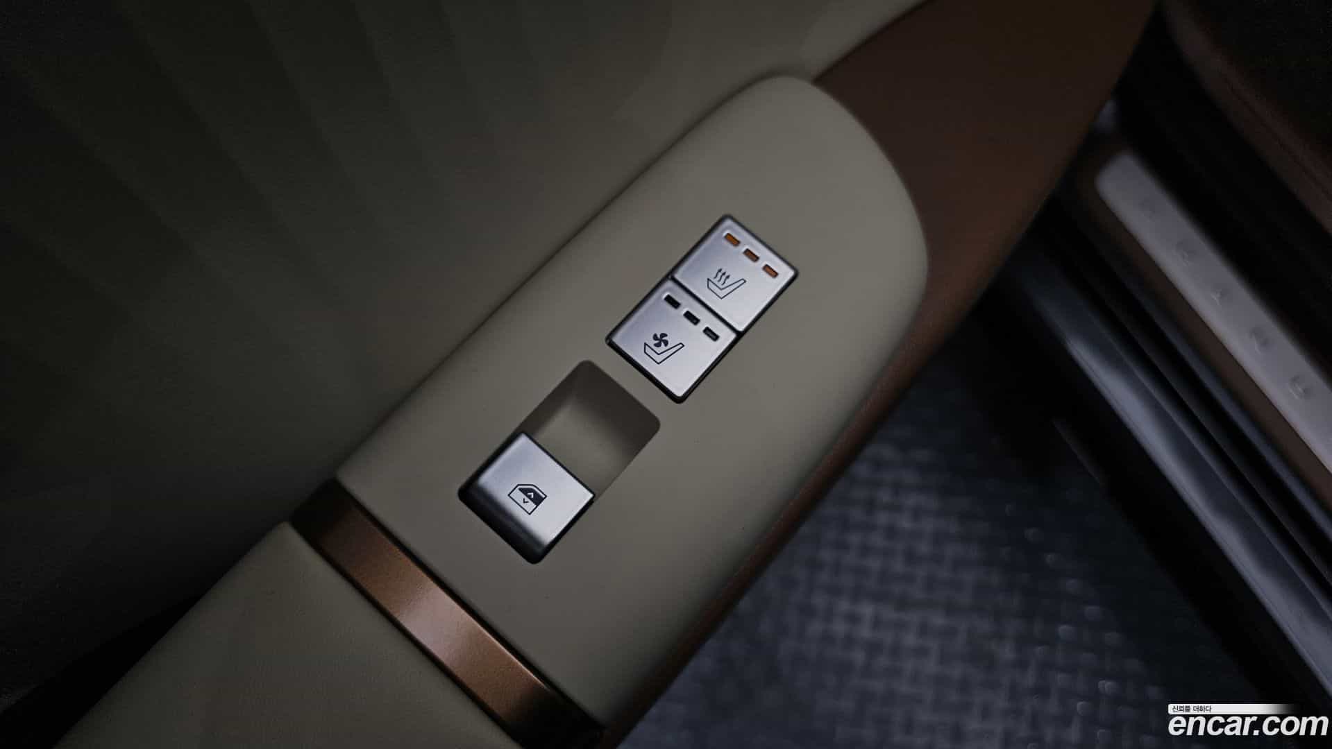Grandeur Hyundai 2024.4-OPTION-023