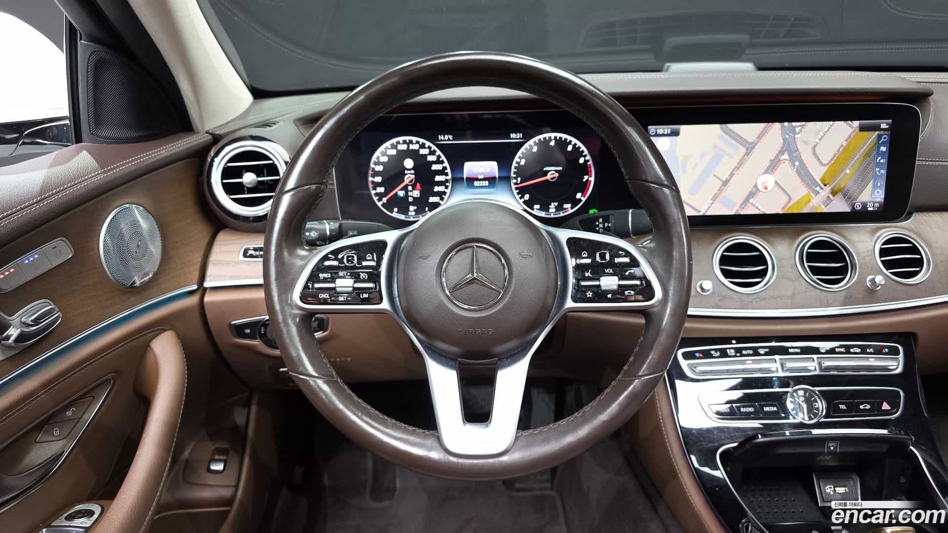 E-Class Mercedes-Benz 2019.0-OPTION-017