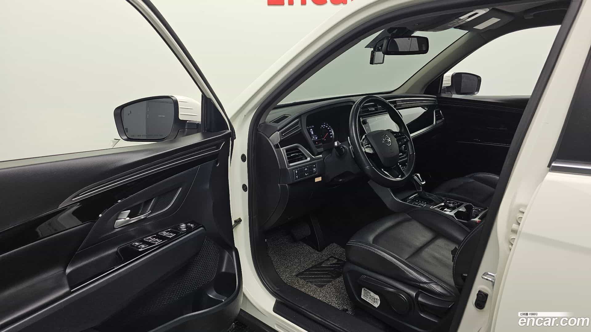 KORANDO KG Mobility 2021.3-INNER-010