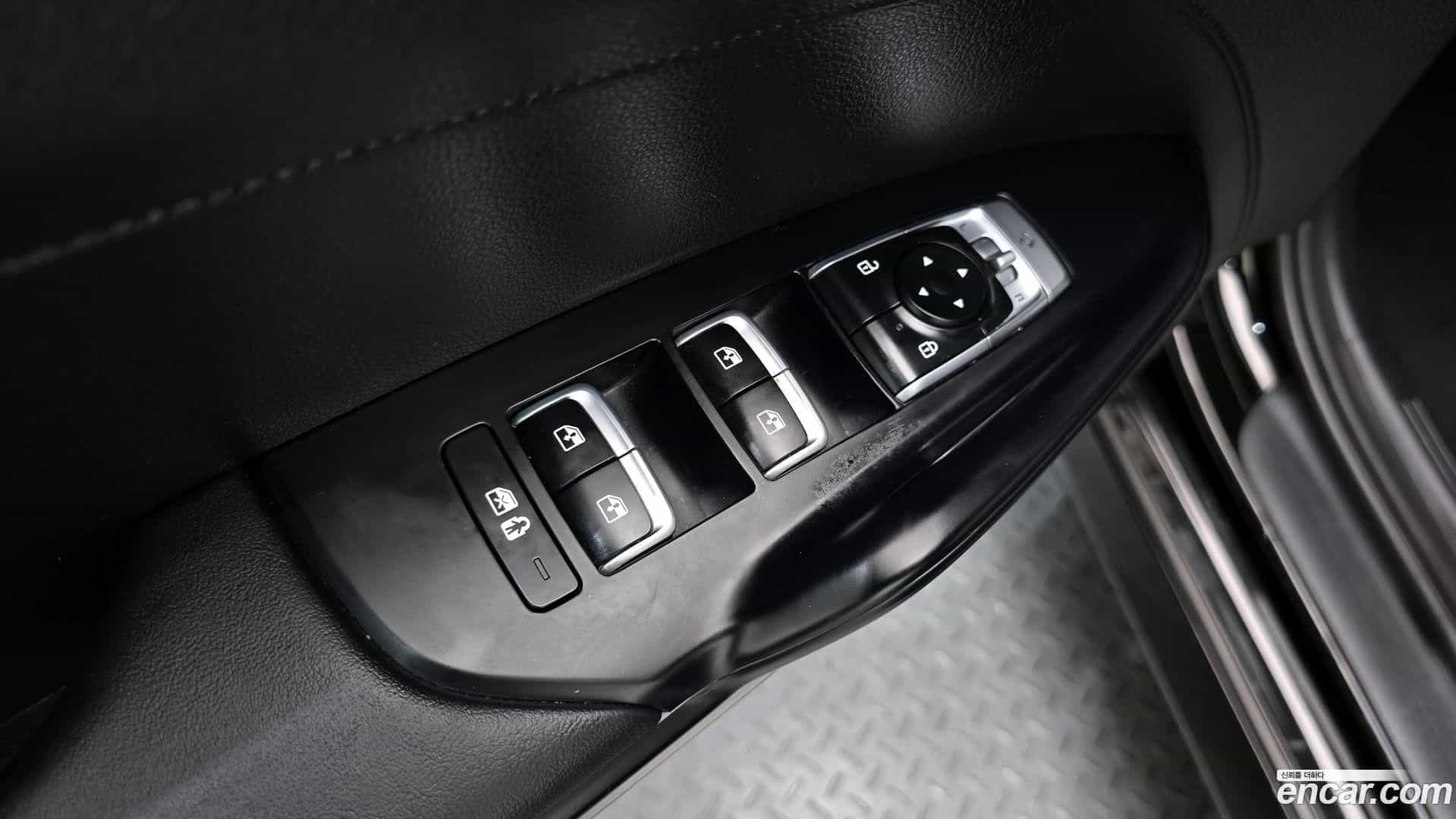 K5 Kia 2021.0-OPTION-018