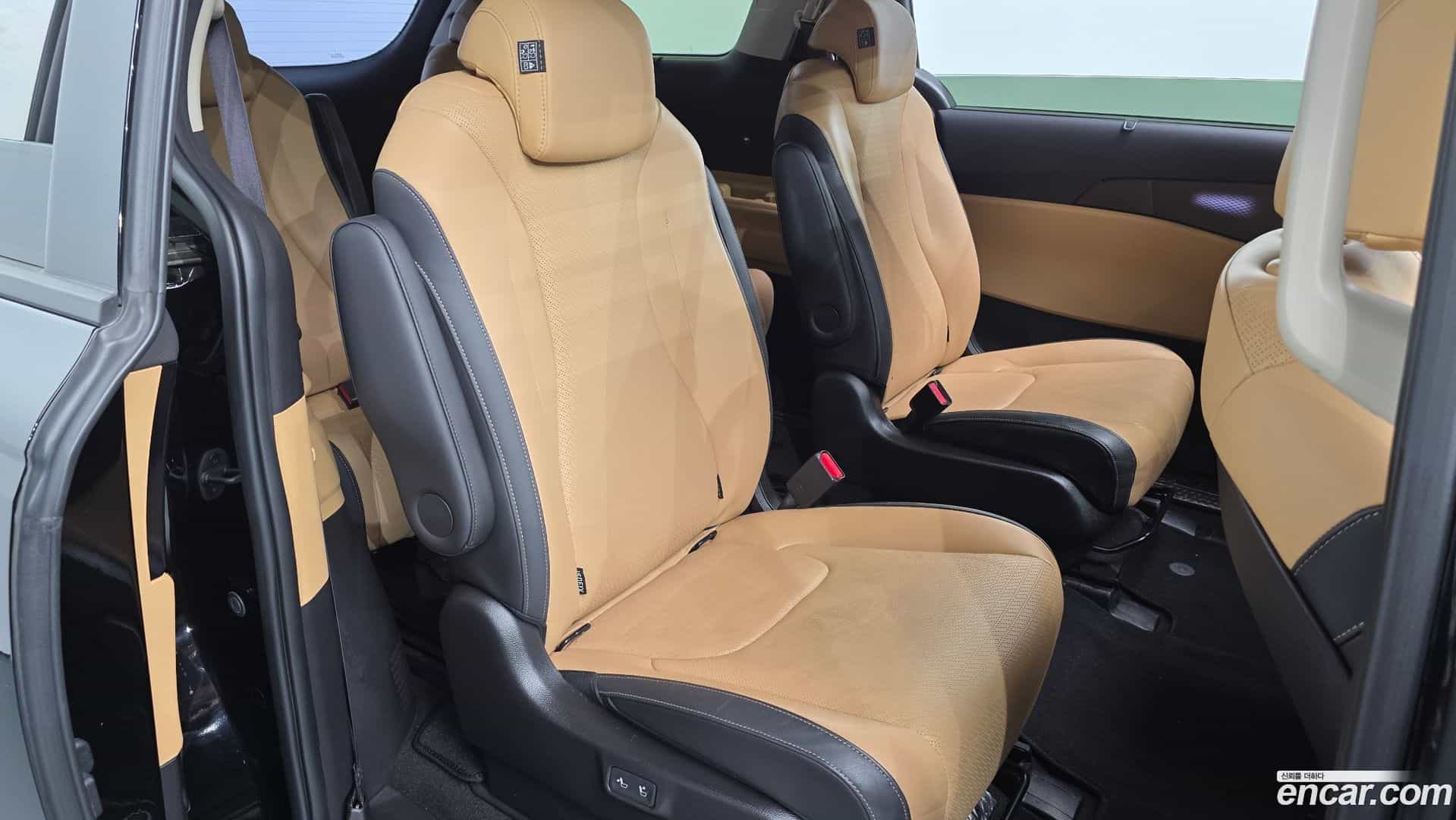 Canival Kia 2022.6-OPTION-016