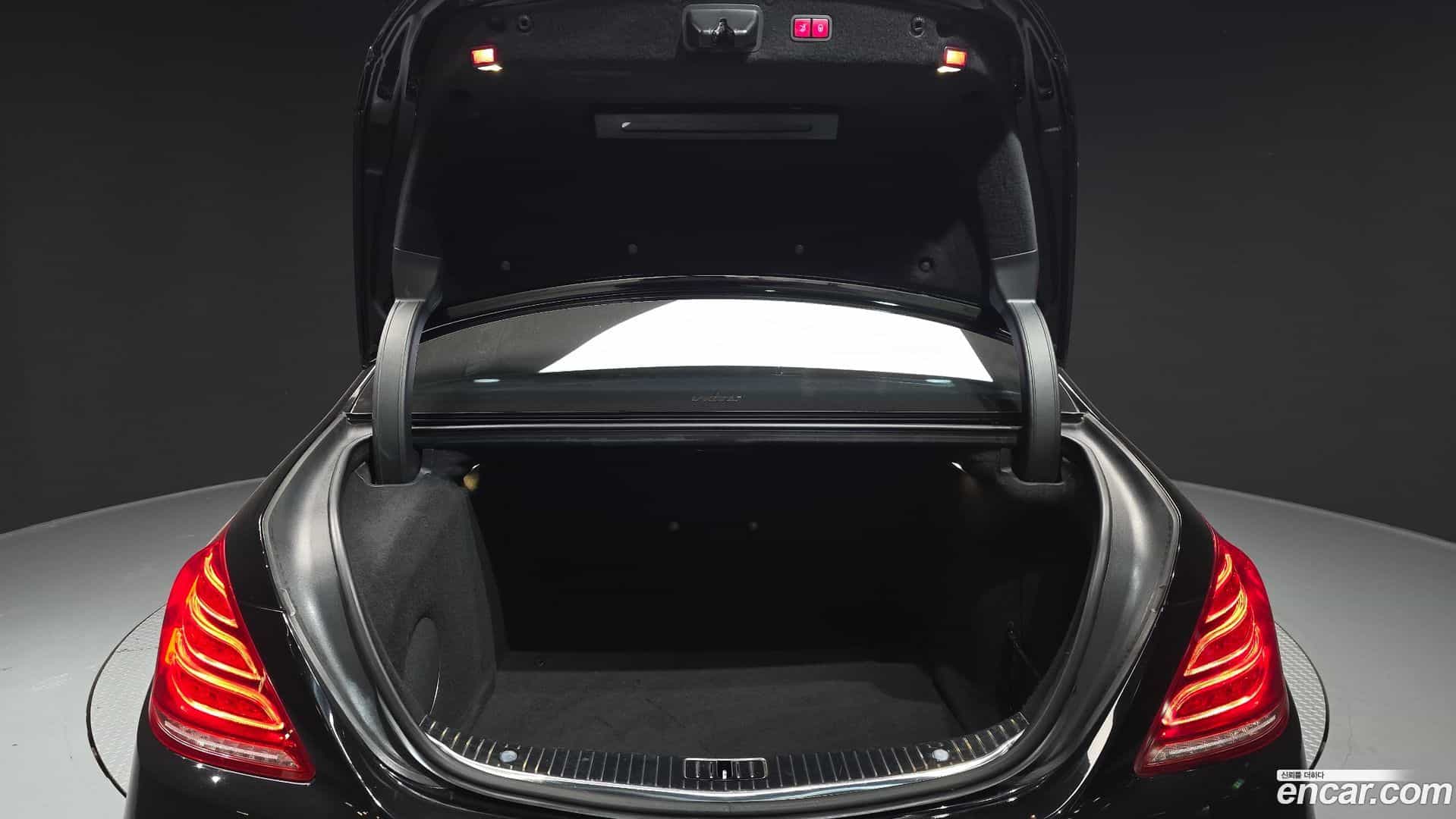 S-Class Mercedes-Benz 2015.10-OPTION-024