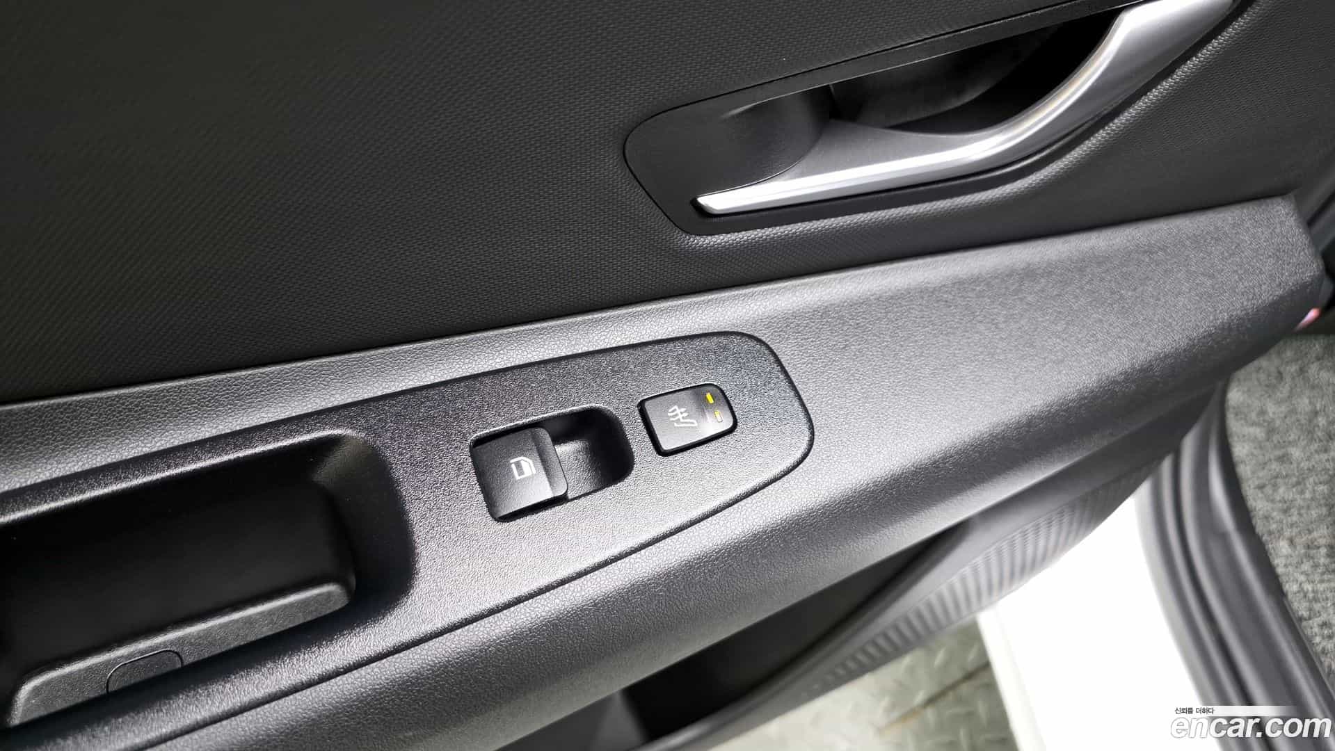 AVANTE Hyundai 2021.7-OPTION-023