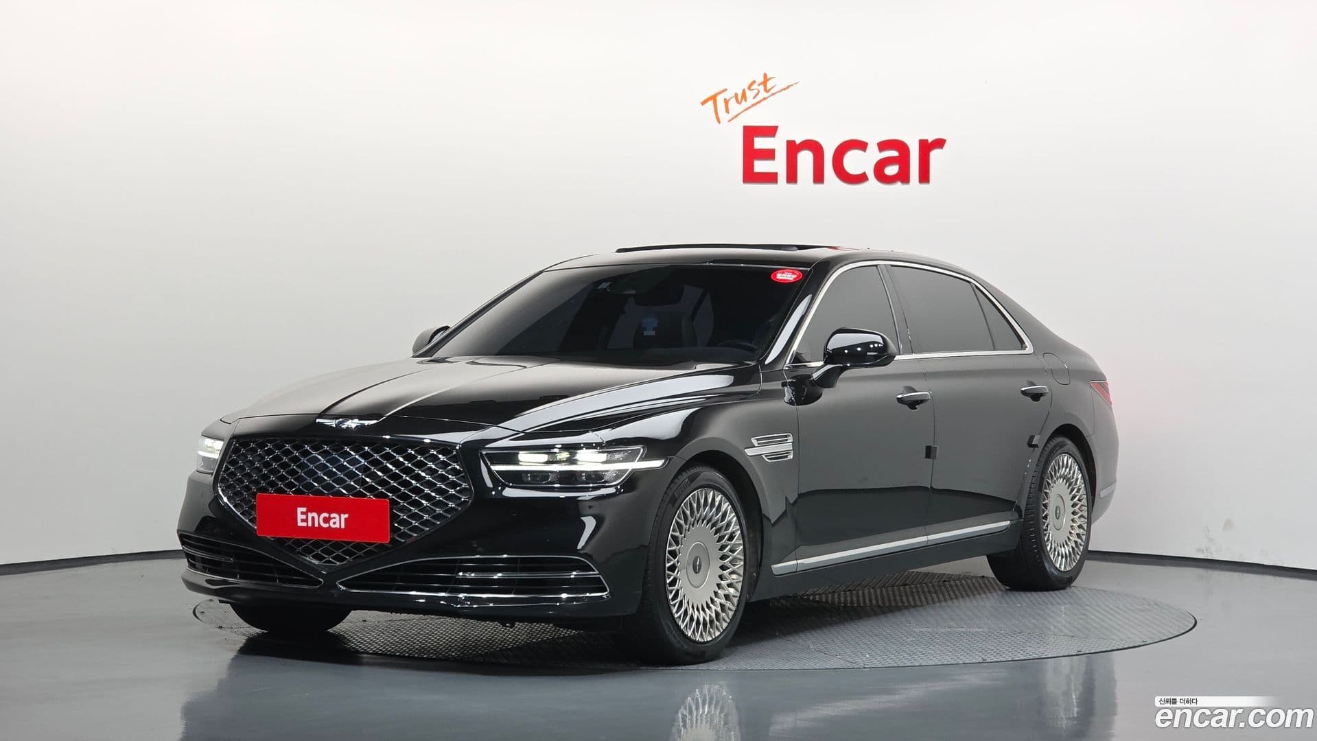 Main__Slider__Photo:G90 Genesis 2019.2-0