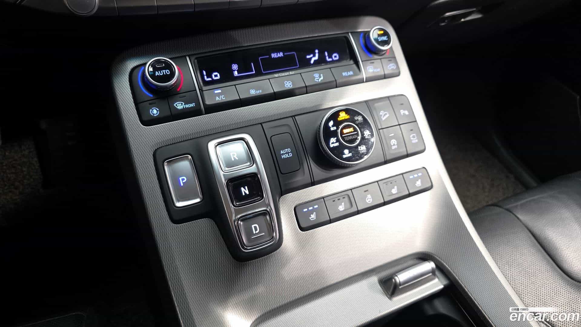 Palisade Hyundai 2019.1-INNER-009