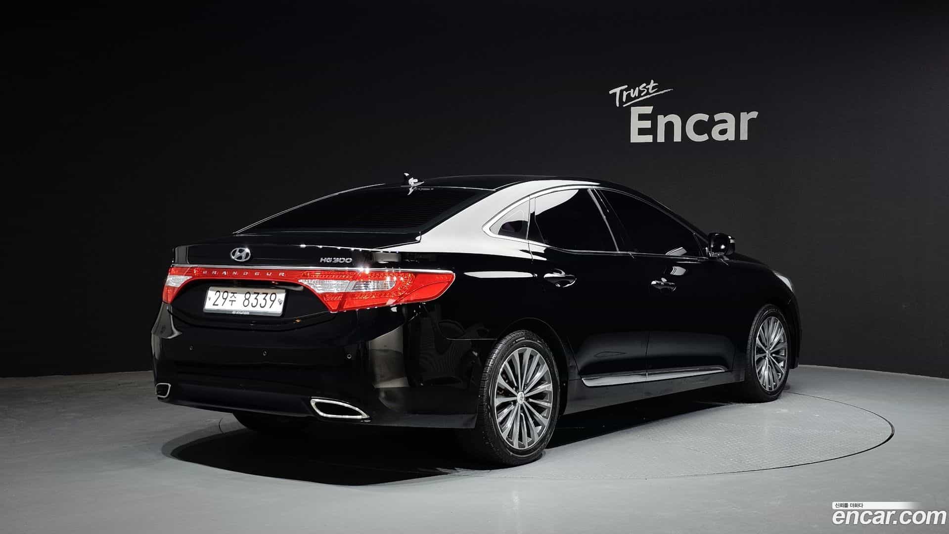 Grandeur Hyundai 2013.9-OUTER-002