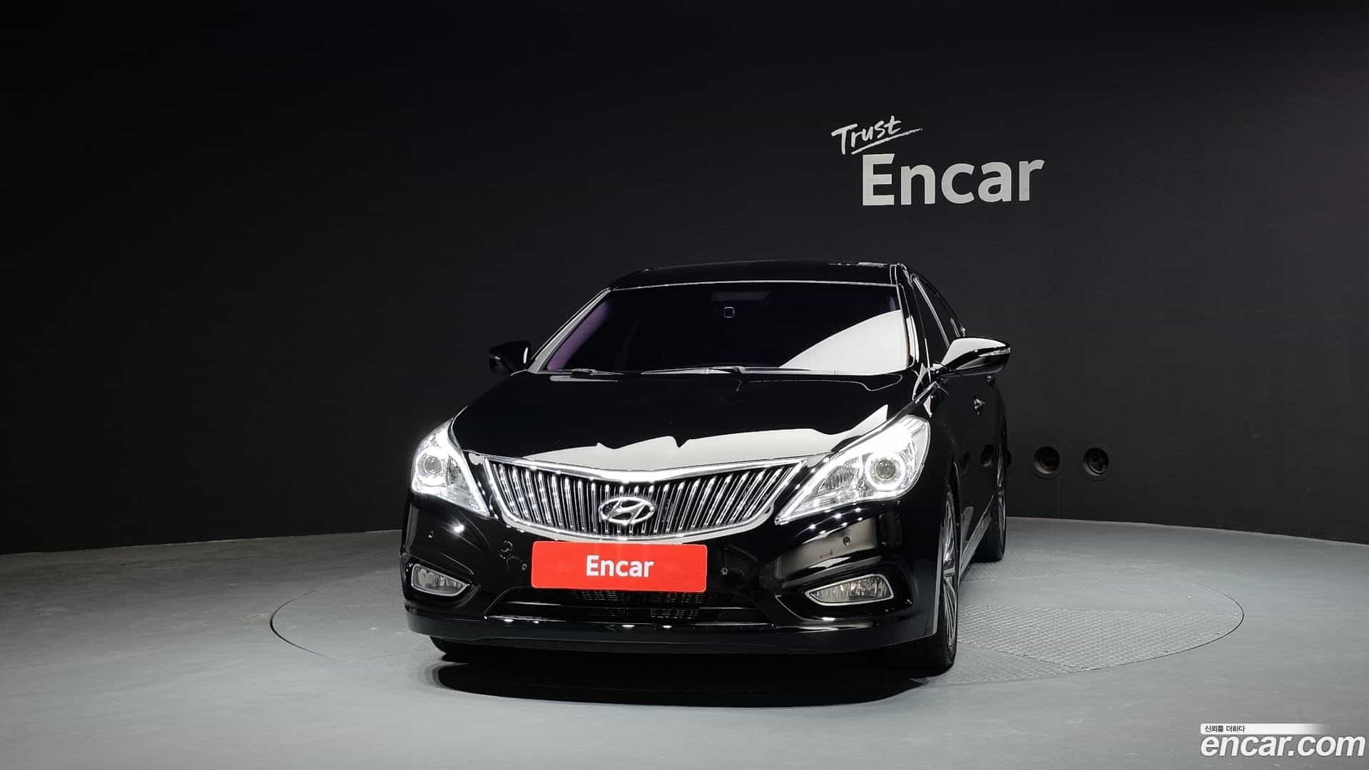 Grandeur Hyundai 2013.9-OUTER-003