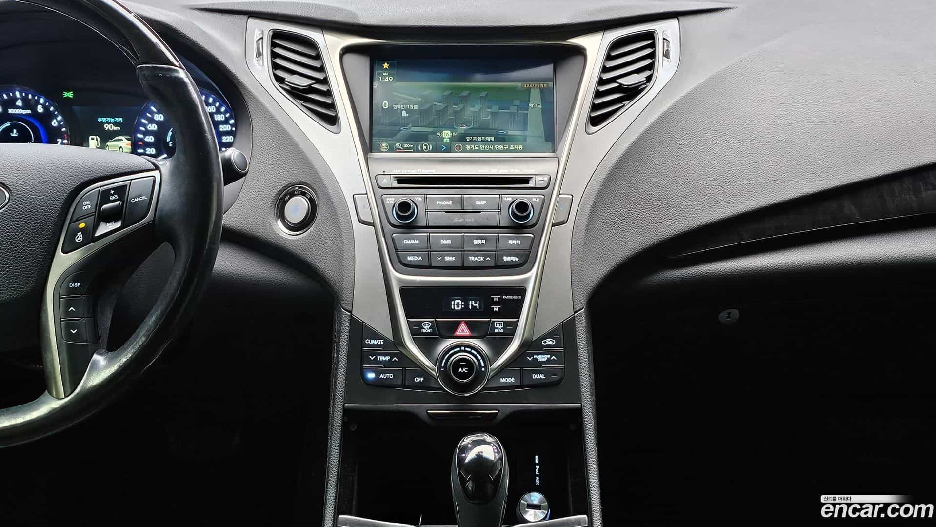 Grandeur Hyundai 2013.9-OPTION-024