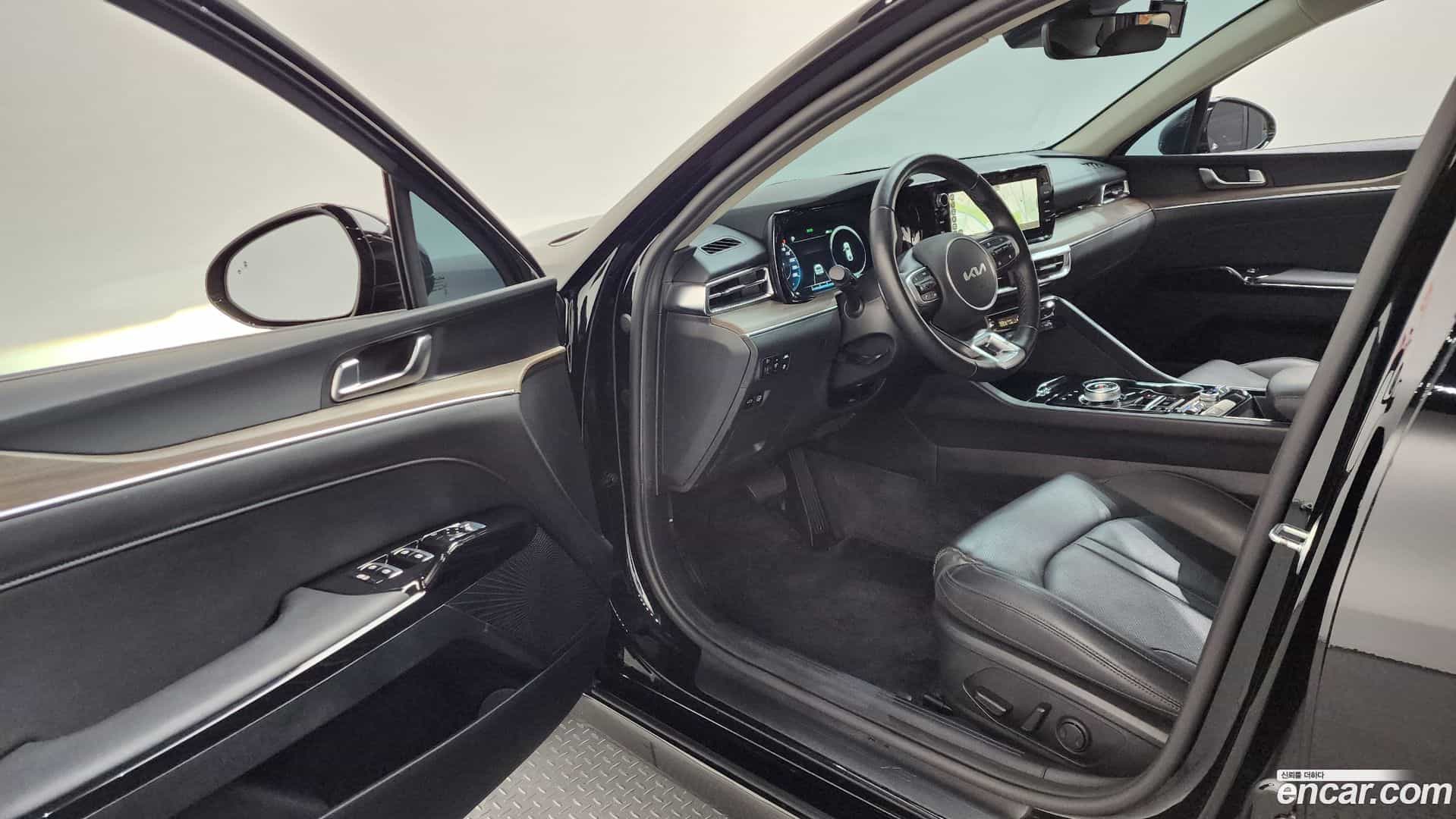 K5 Kia 2023.0-INNER-010