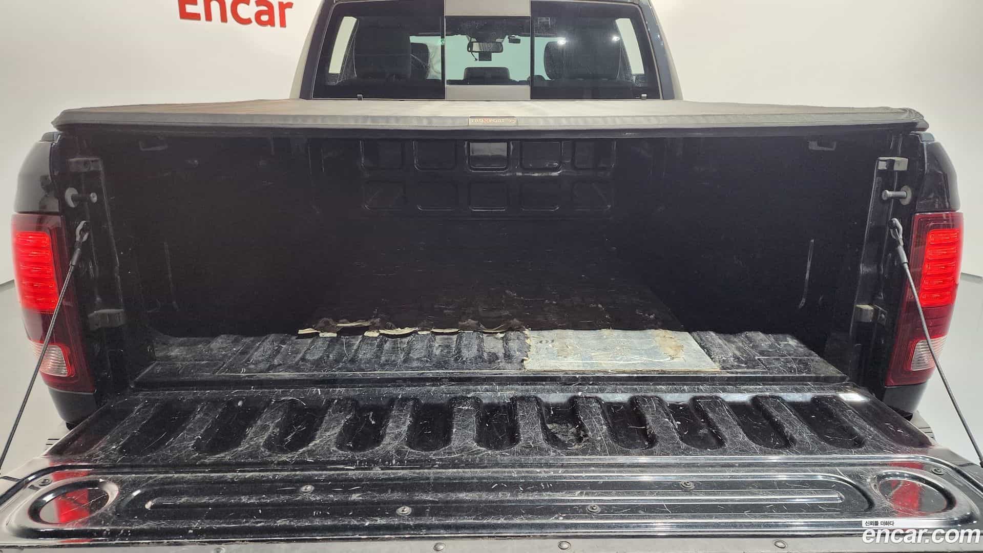 Ram Pick Up Dodge 2017.11-OPTION-024