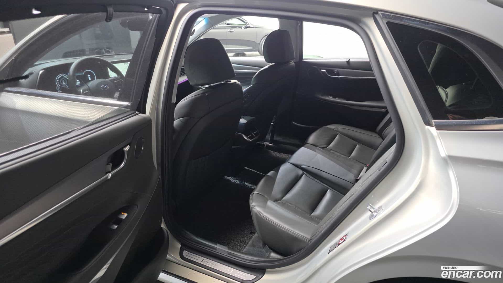 Grandeur Hyundai 2020.8-OPTION-015