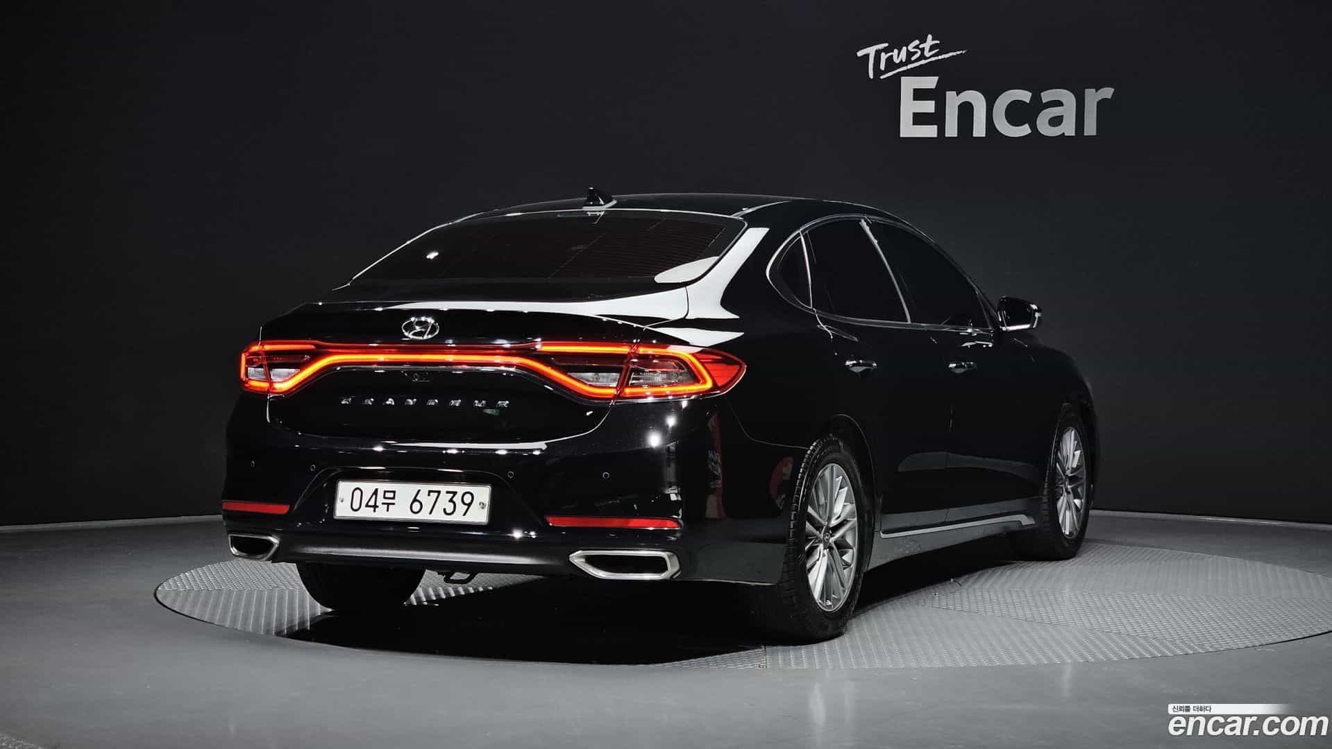 Grandeur Hyundai 2018.4-OUTER-002