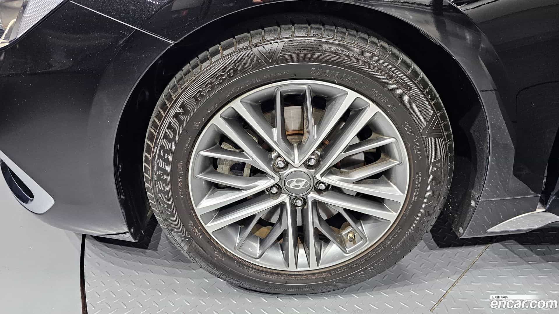 Grandeur Hyundai 2018.4-OUTER-005