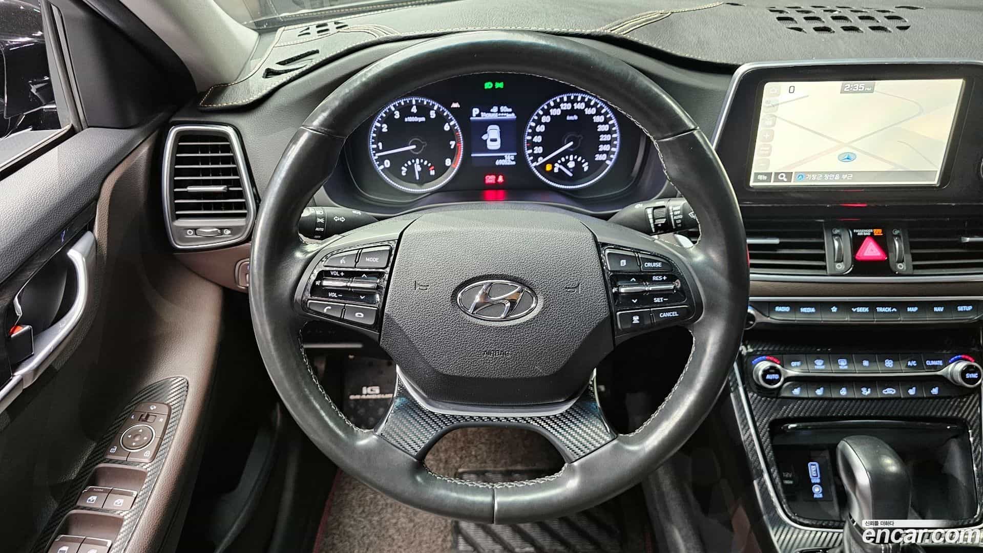 Grandeur Hyundai 2018.4-OPTION-017