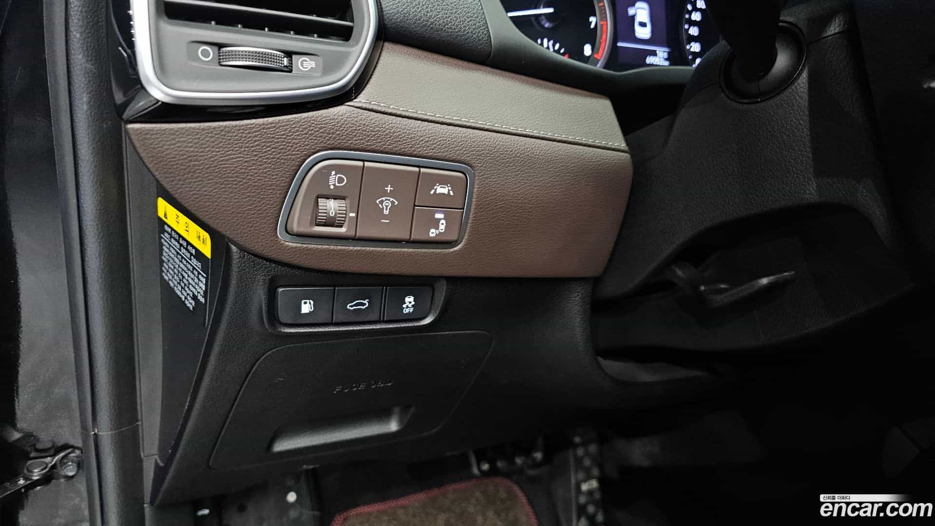 Grandeur Hyundai 2018.4-OPTION-019