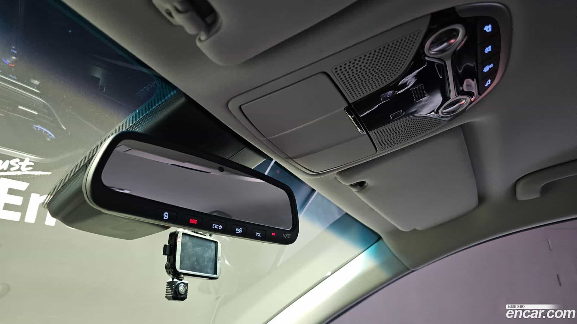 Grandeur Hyundai 2018.4-OPTION-020