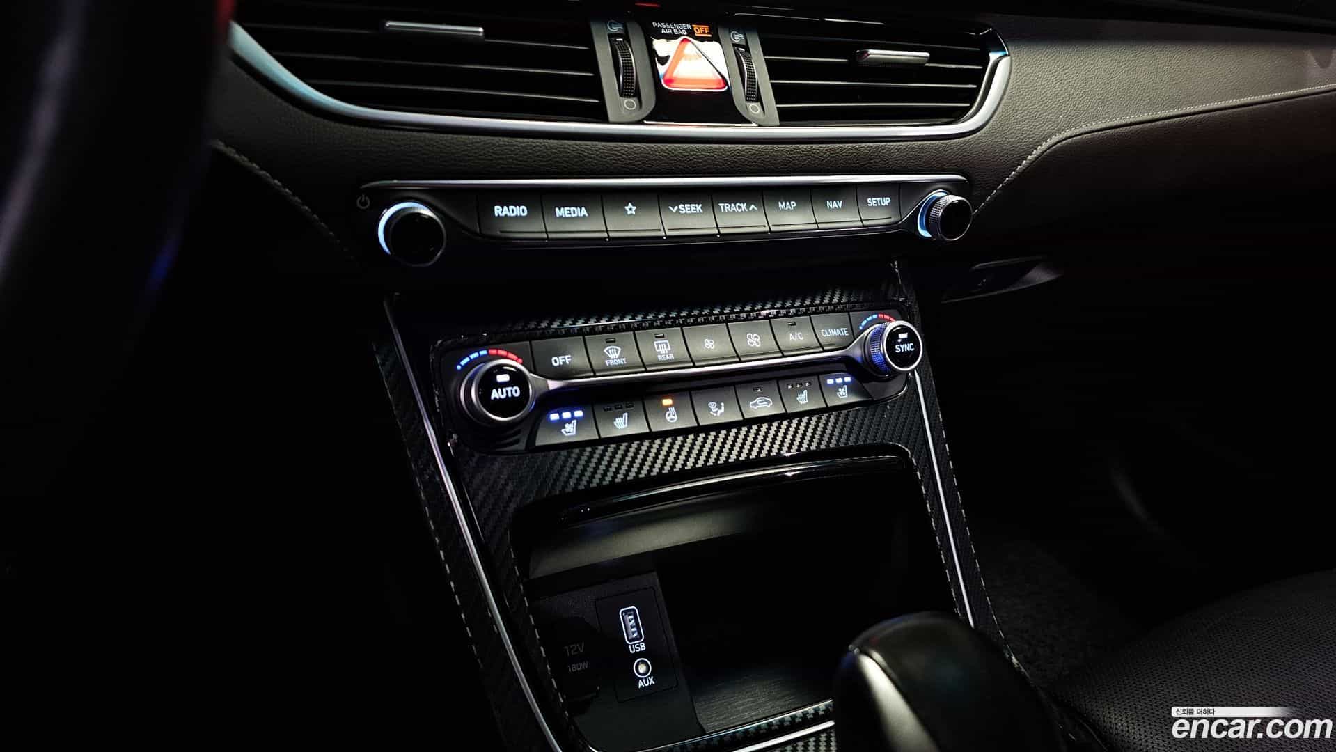 Grandeur Hyundai 2018.4-OPTION-022
