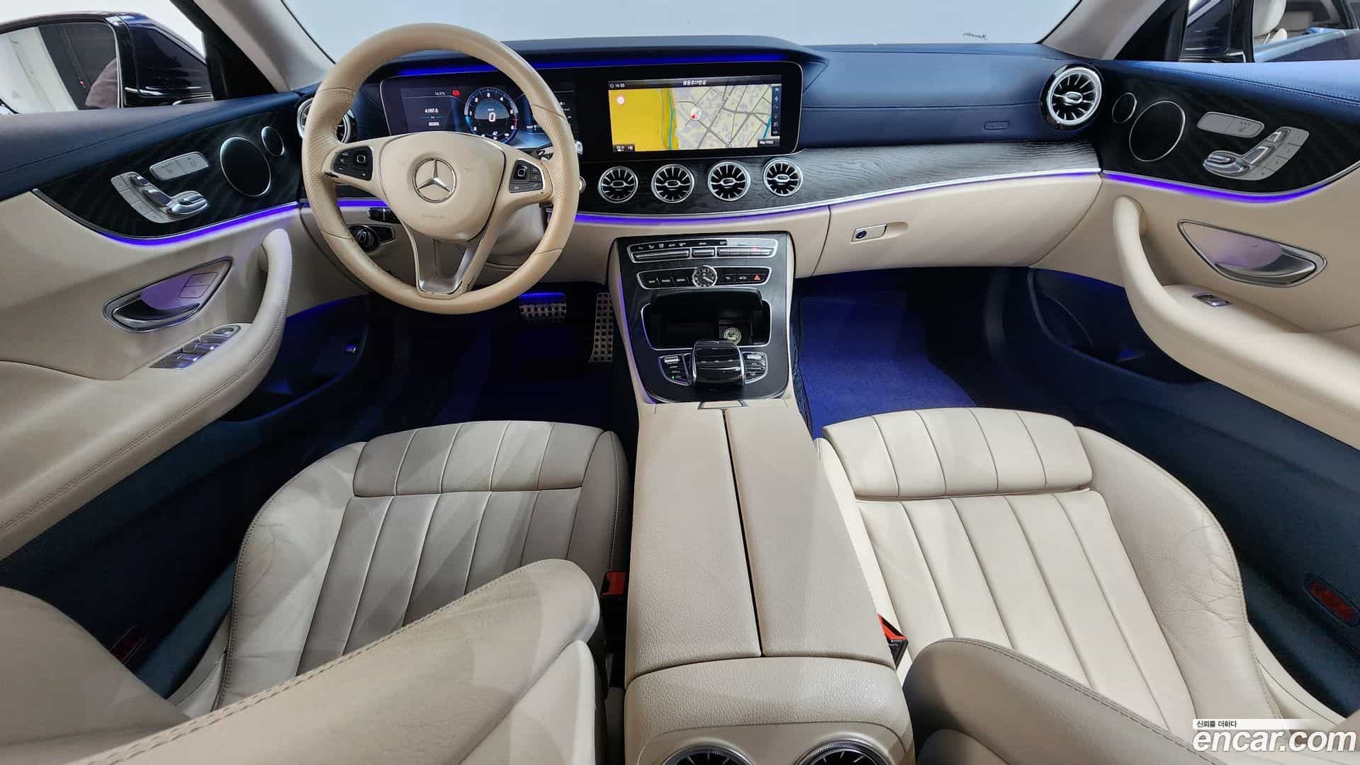 E-Class Mercedes-Benz 2017.11-INNER-007