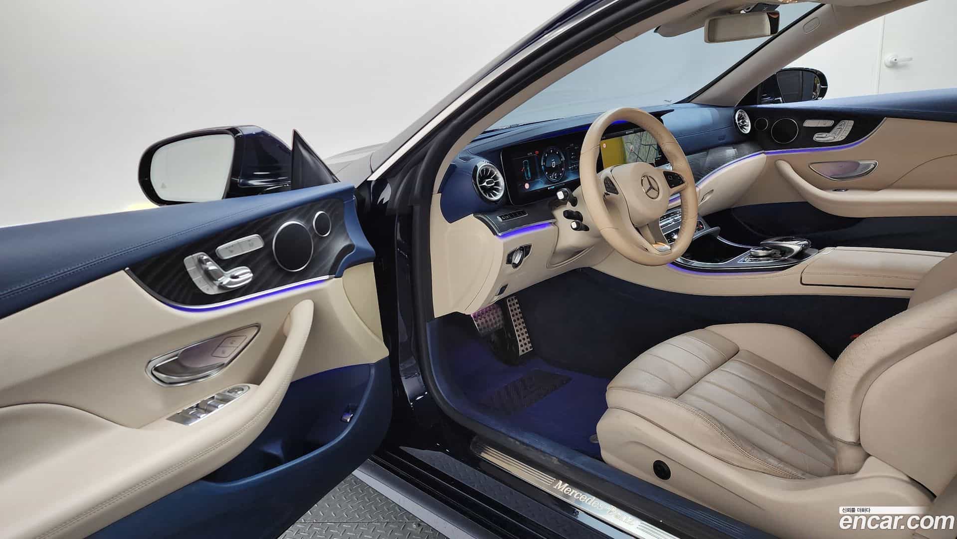 E-Class Mercedes-Benz 2017.11-INNER-010