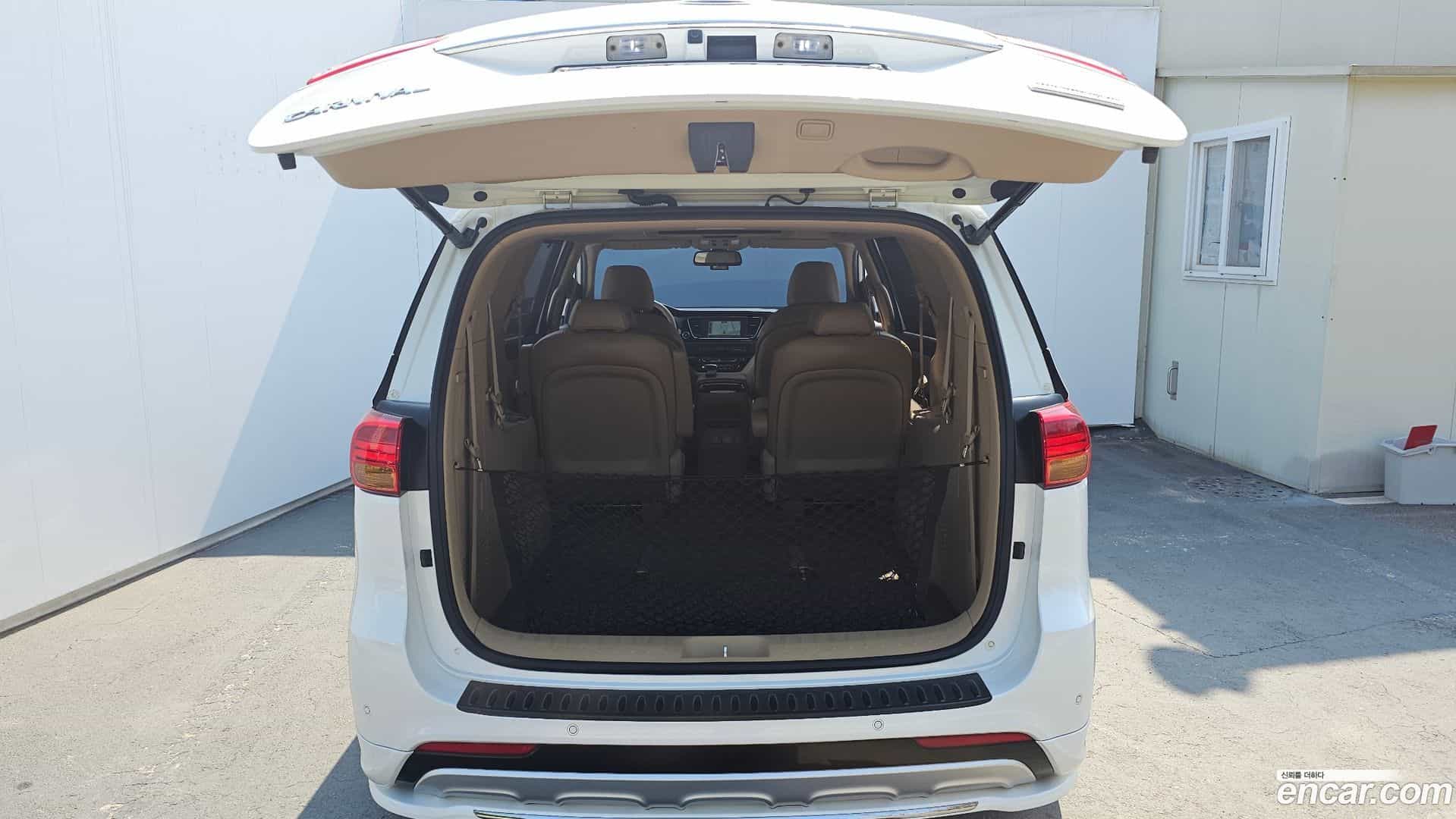 Canival Kia 2017.7-OPTION-024