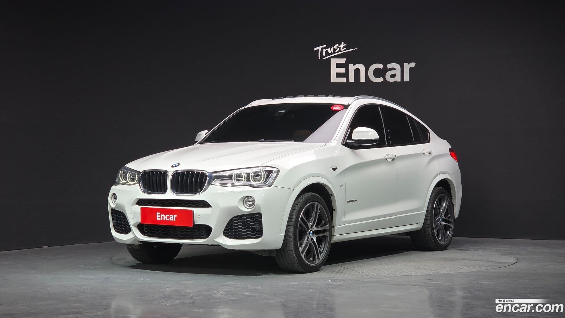 Main__Slider__Photo:X4 BMW 2017.6-0