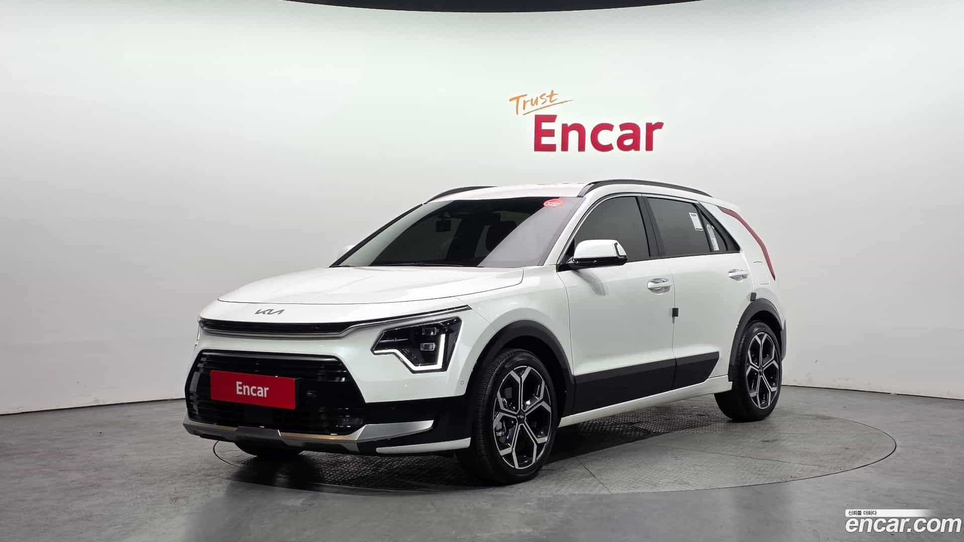 Niro Kia 2025.2-OUTER-001