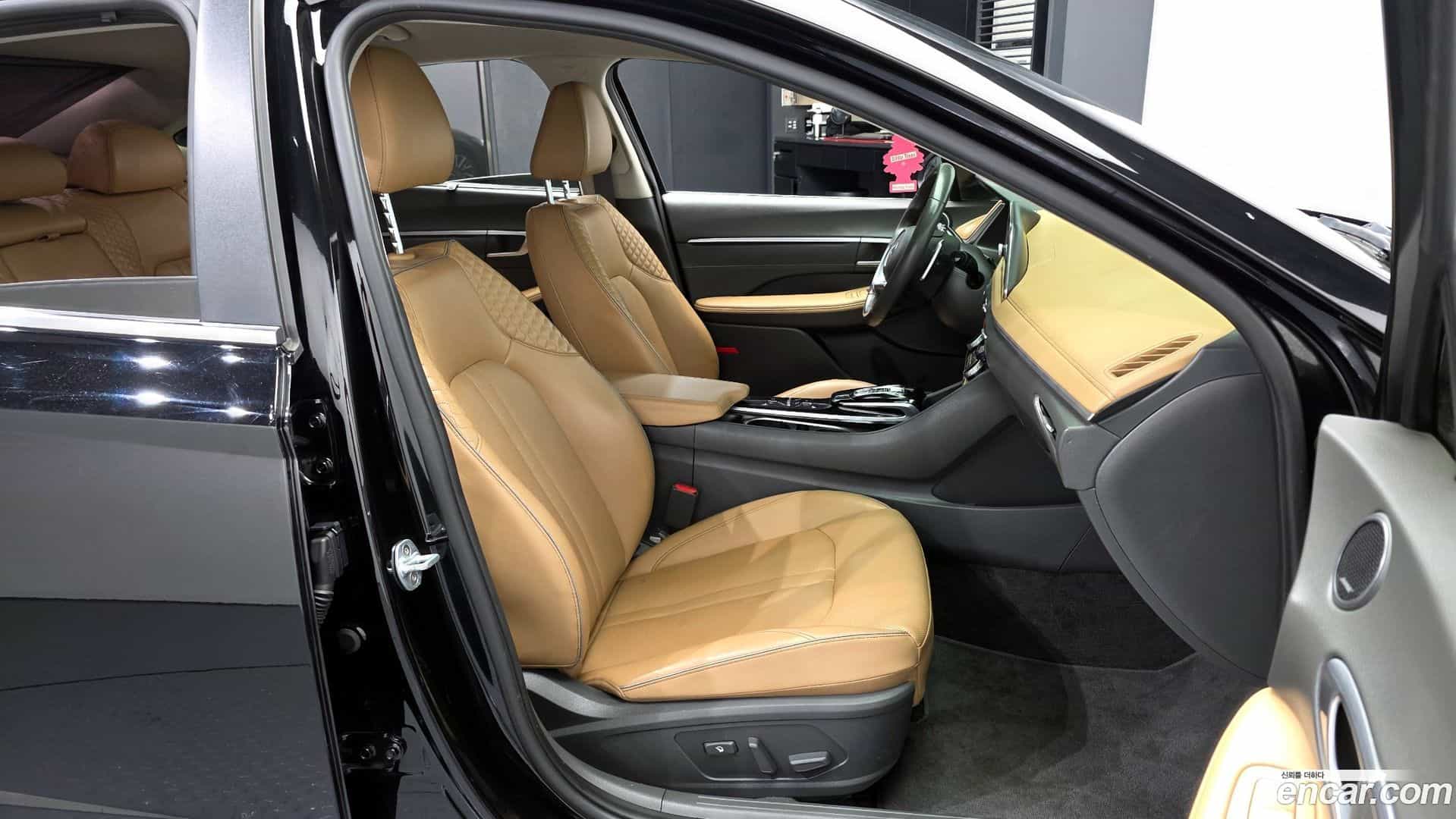 Sonata Hyundai 2019.9-OPTION-015