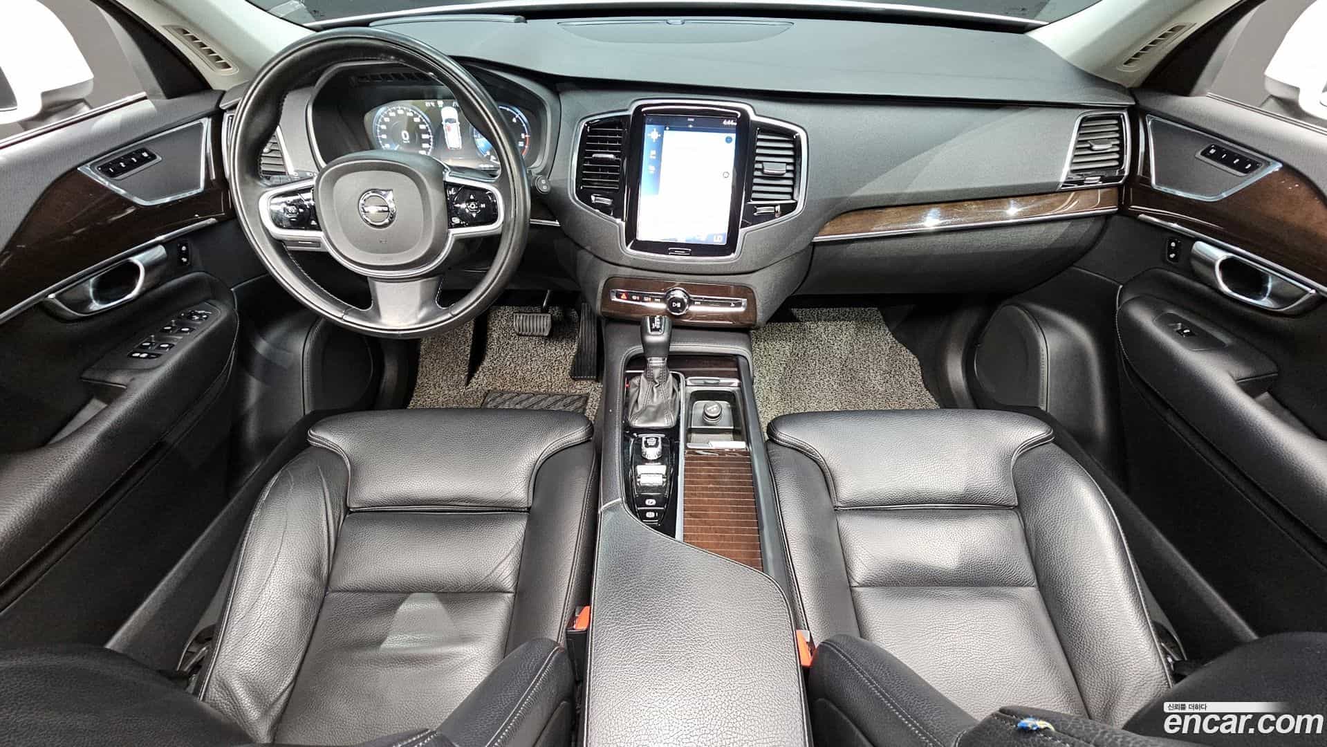 XC90 Volvo 2019.0-INNER-007