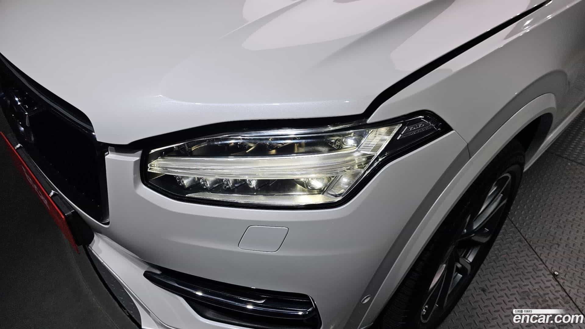 XC90 Volvo 2019.0-OUTER-032