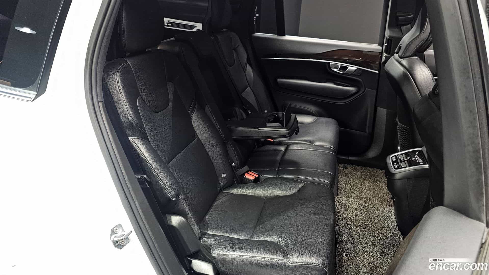 XC90 Volvo 2019.0-INNER-036