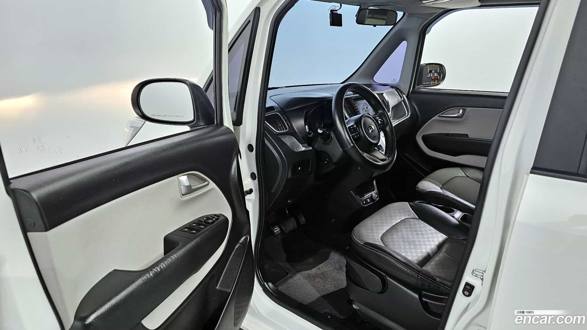 RAY Kia 2021.1-INNER-010