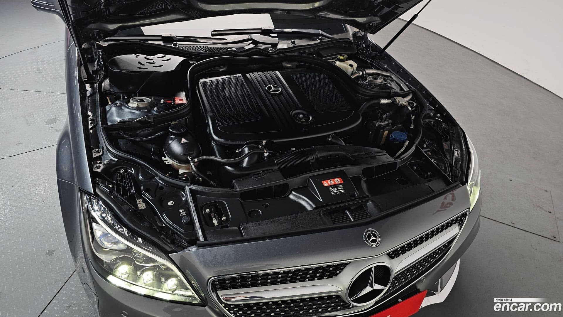 Main__Slider__Photo:CLS-Class Mercedes-Benz 2017.8-5