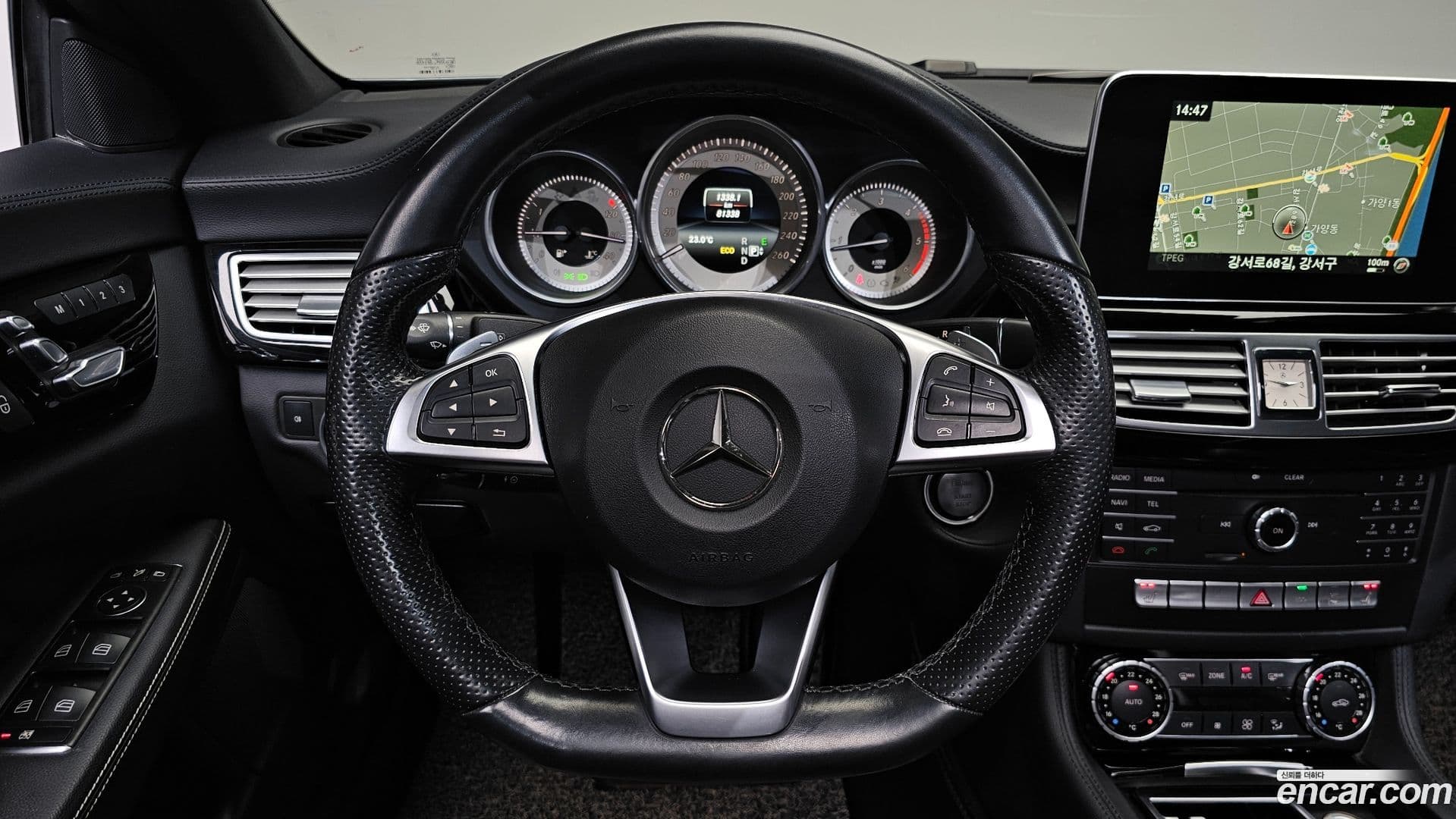 Main__Slider__Photo:CLS-Class Mercedes-Benz 2017.8-12