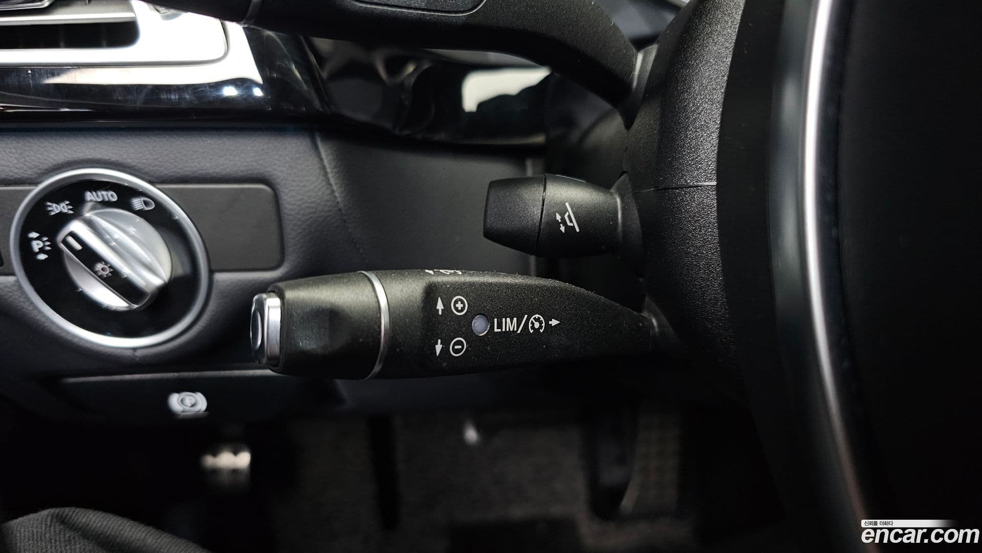 Main__Slider__Photo:CLS-Class Mercedes-Benz 2017.8-27