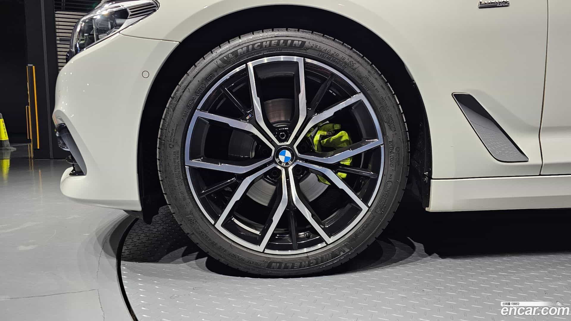 5-Series BMW 2017.10-OUTER-005