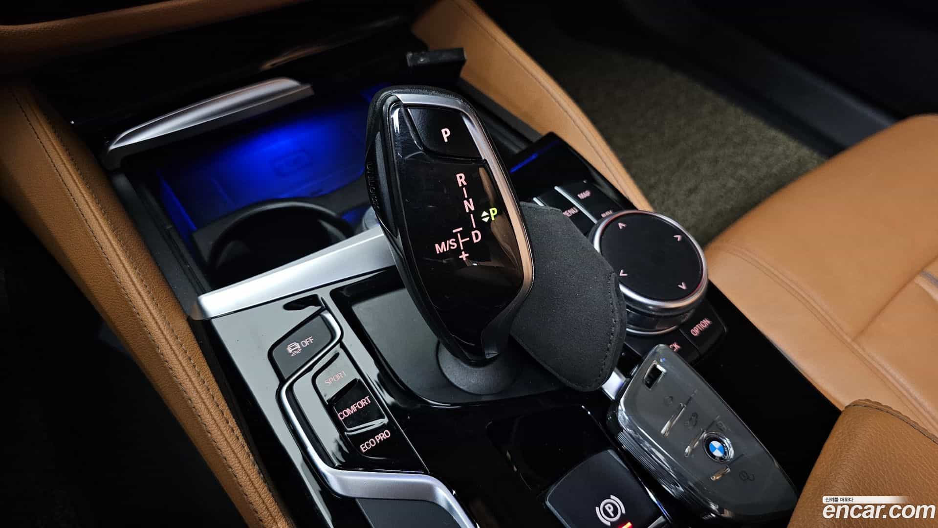 5-Series BMW 2017.10-INNER-009